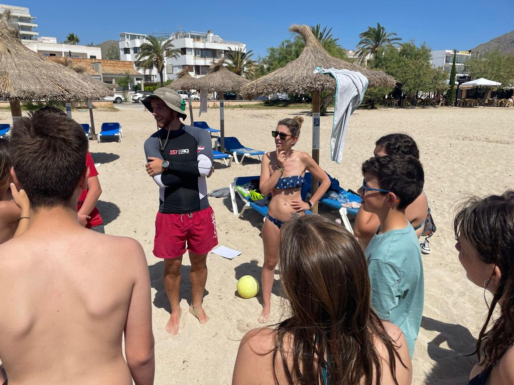 Taller d'arreos Marines realizat en el Port de Pollença